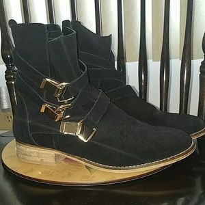 Steve Madden boots